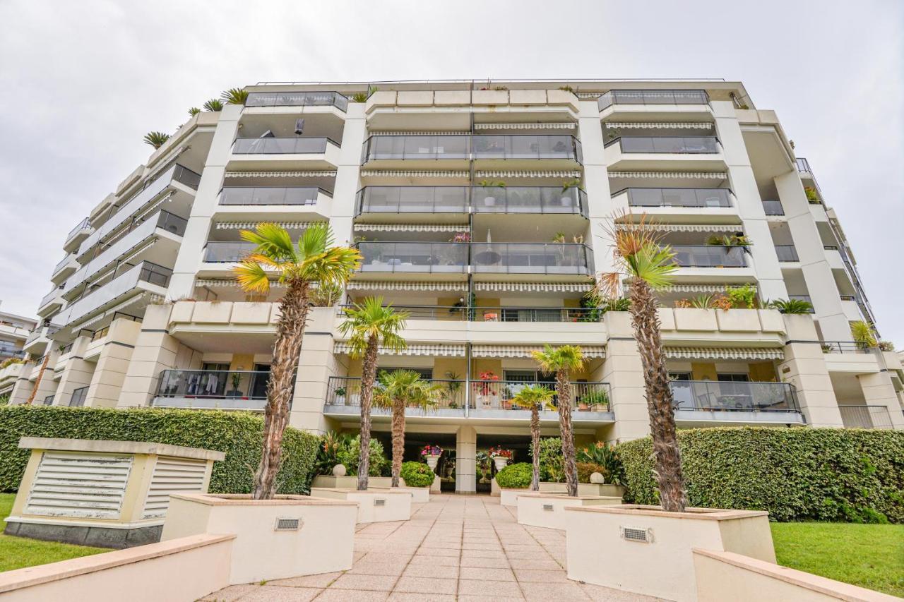 Le Lido - Piscine, Proche Plage Cagnes-sur-Mer Bagian luar foto